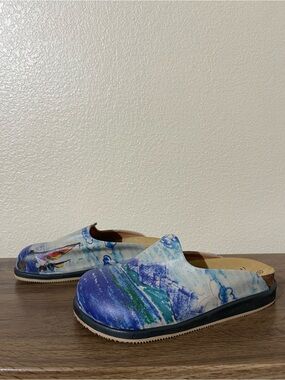 Goby  Blue Patterned Slip-On Clogs